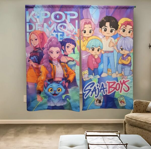 Cortina habitación Huntrix