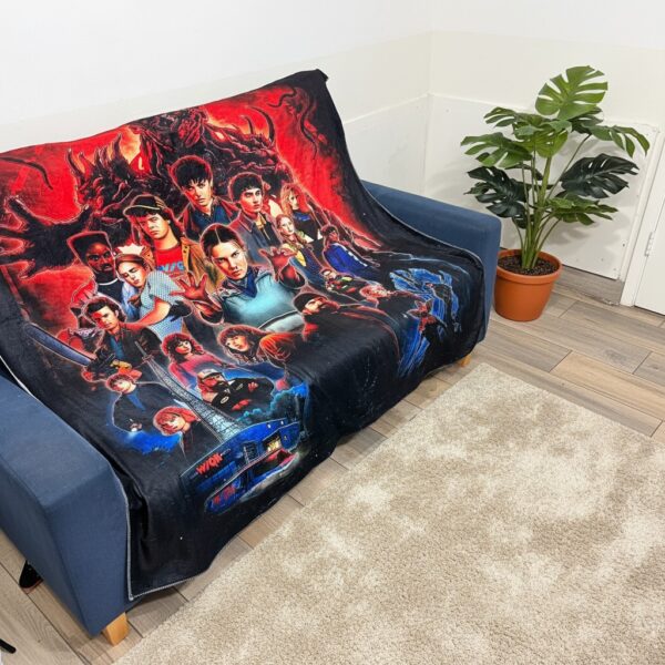 Manta polar soft Stranger Things