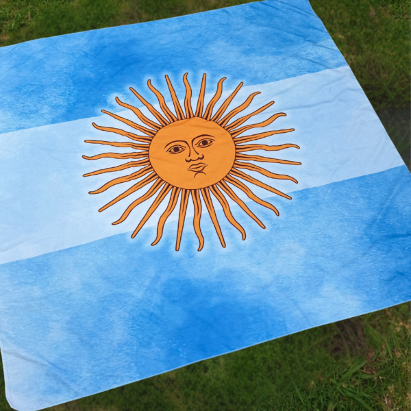 Alternative view of Lona Argentina Bandera