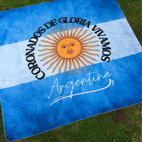 Alternative view of Lona Argentina Coronados