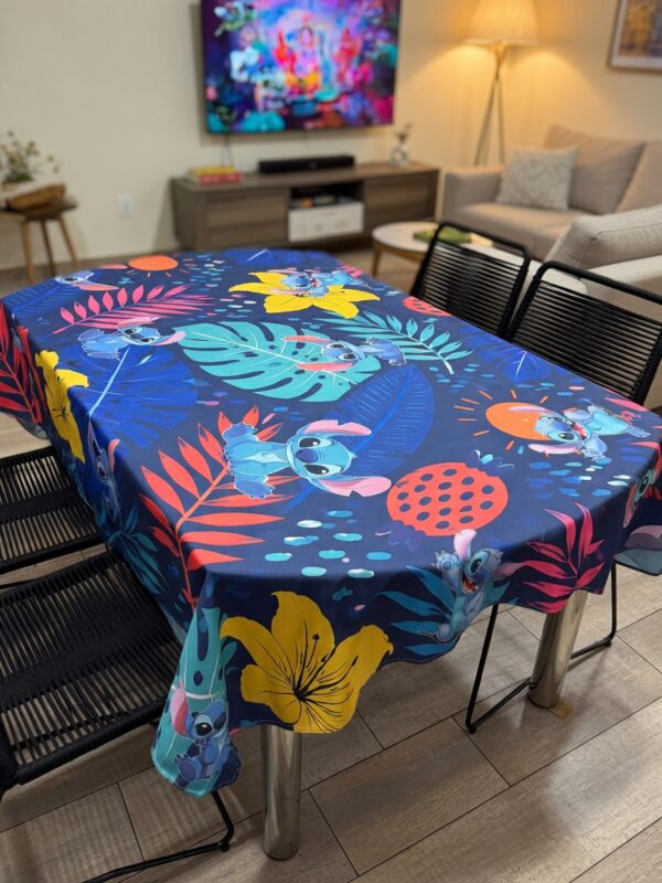 Mantel Tropical Stitch Hojas