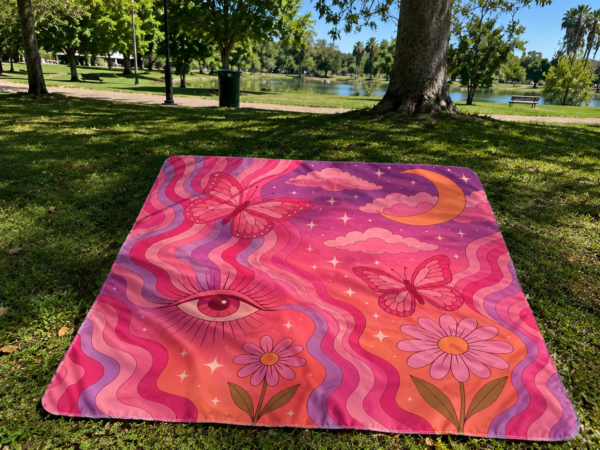 Alternative view of Lona Paisaje Hippie
