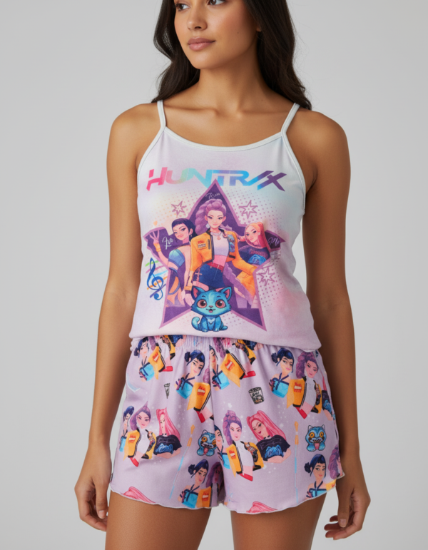 Alternative view of Pijama Huntrix